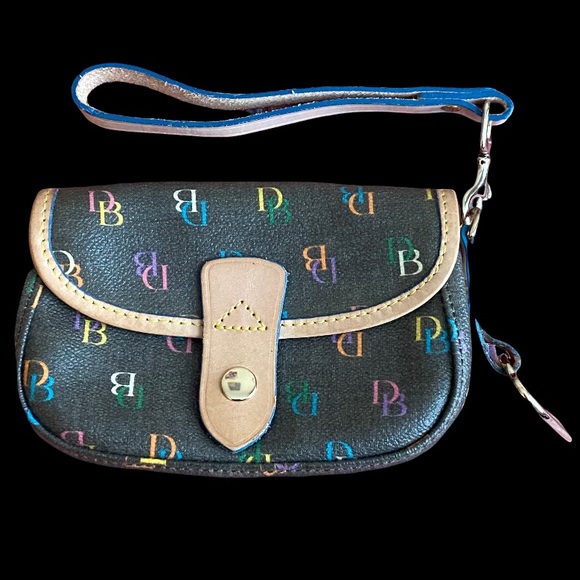 DOONEY & BOURKE | Leather wristlet - Picture 2 of 15